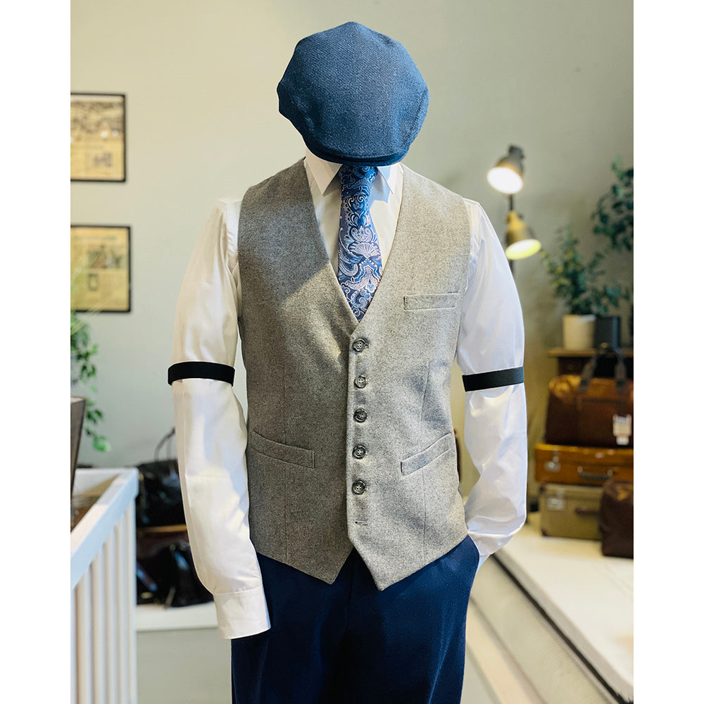 Harmaa liivi ⎪ Nous