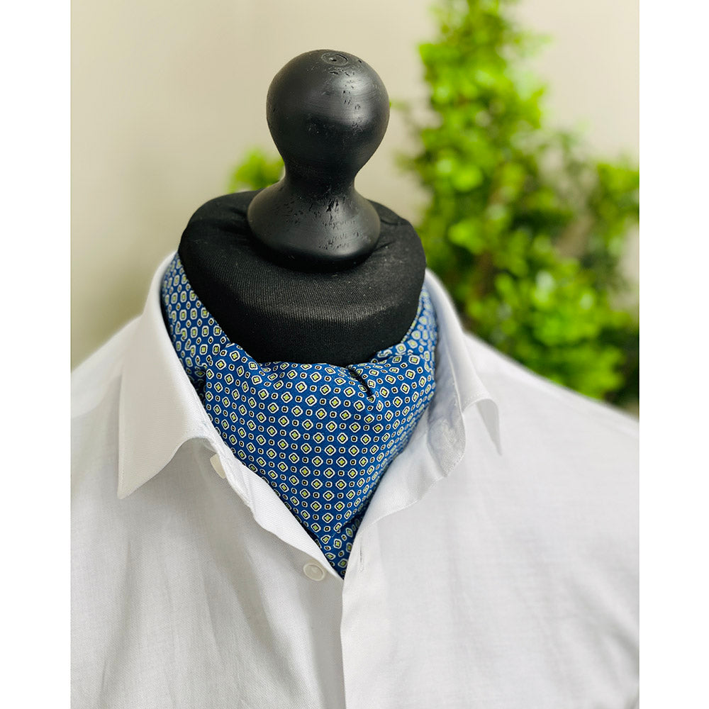 Blue Ascot scarf with pattern⎪ Bojua