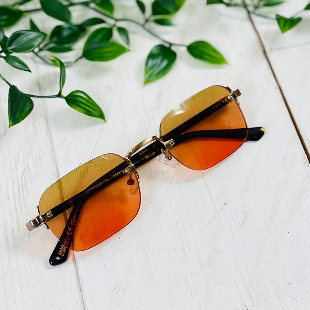 Goldene / Braune Sonnenbrille mit orangefarbenen Gläsern ⎪ Frank ⎪ JohNocera