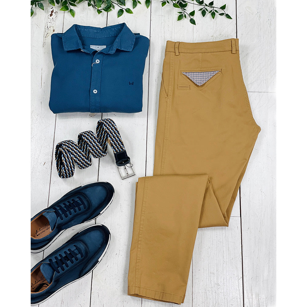 Sand-coloured chinos | Reykjavik District