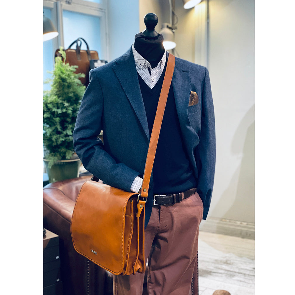 Iso vaaleanruskea matta messenger laukku⎪ Tuscany Leather