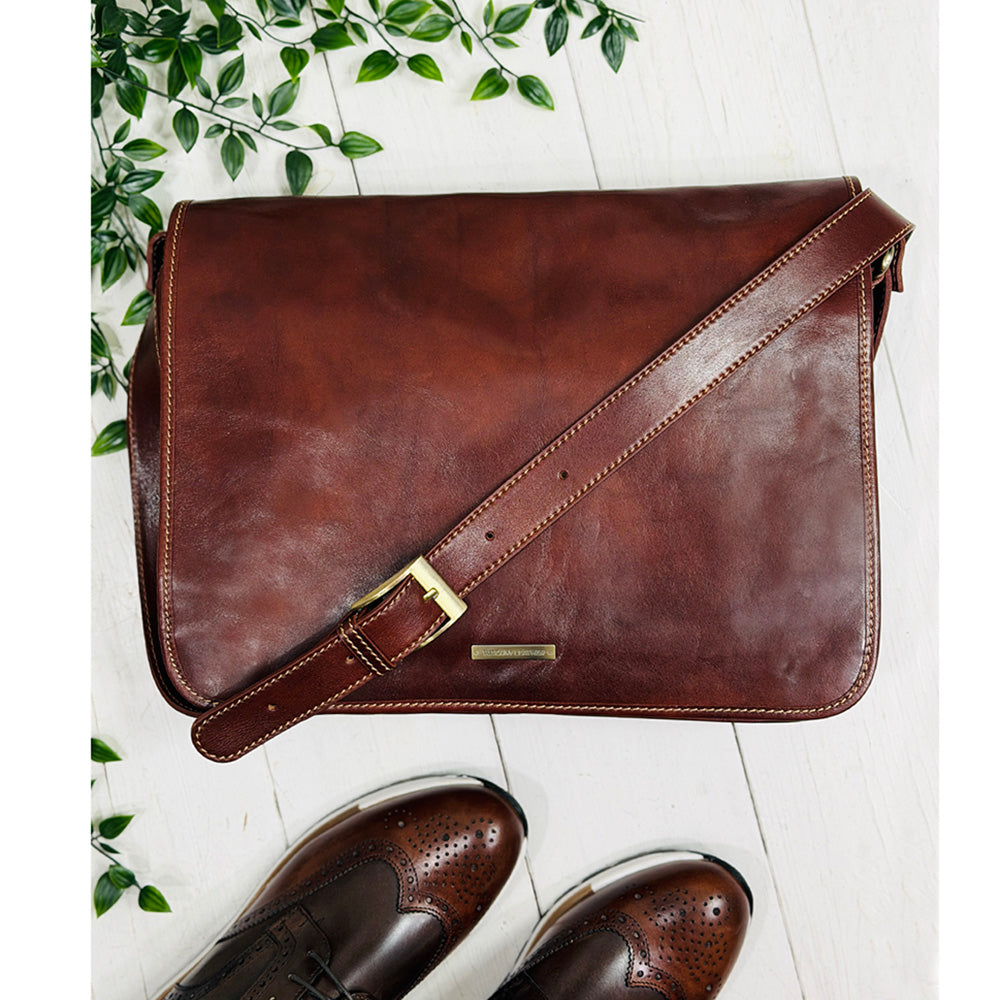 Stor messenger-läderväska brun⎪ Tuscany Leather