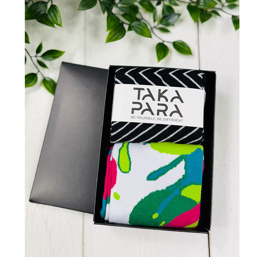 Sukat lahjalaatikossa ⎪ Colorful  & Black ⎪ Takapara