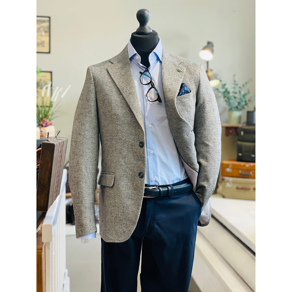 Harmaa kalanruotokuvioinen bleiseri ⎪ Herringbone ⎪ Xagon Man