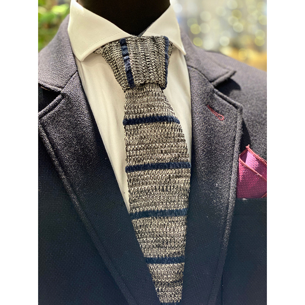 Knitted tie gray wool⎪ Exibit