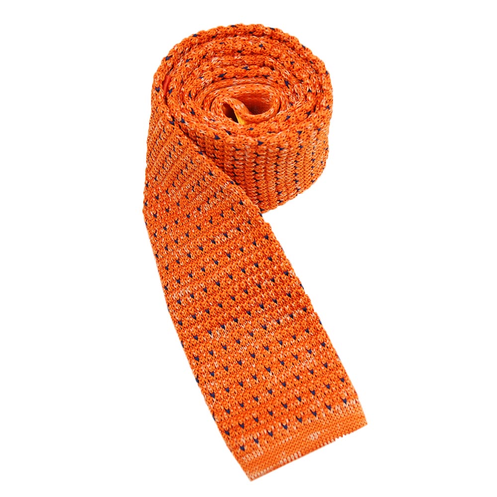 Orange knitted tie⎪ Exhibit