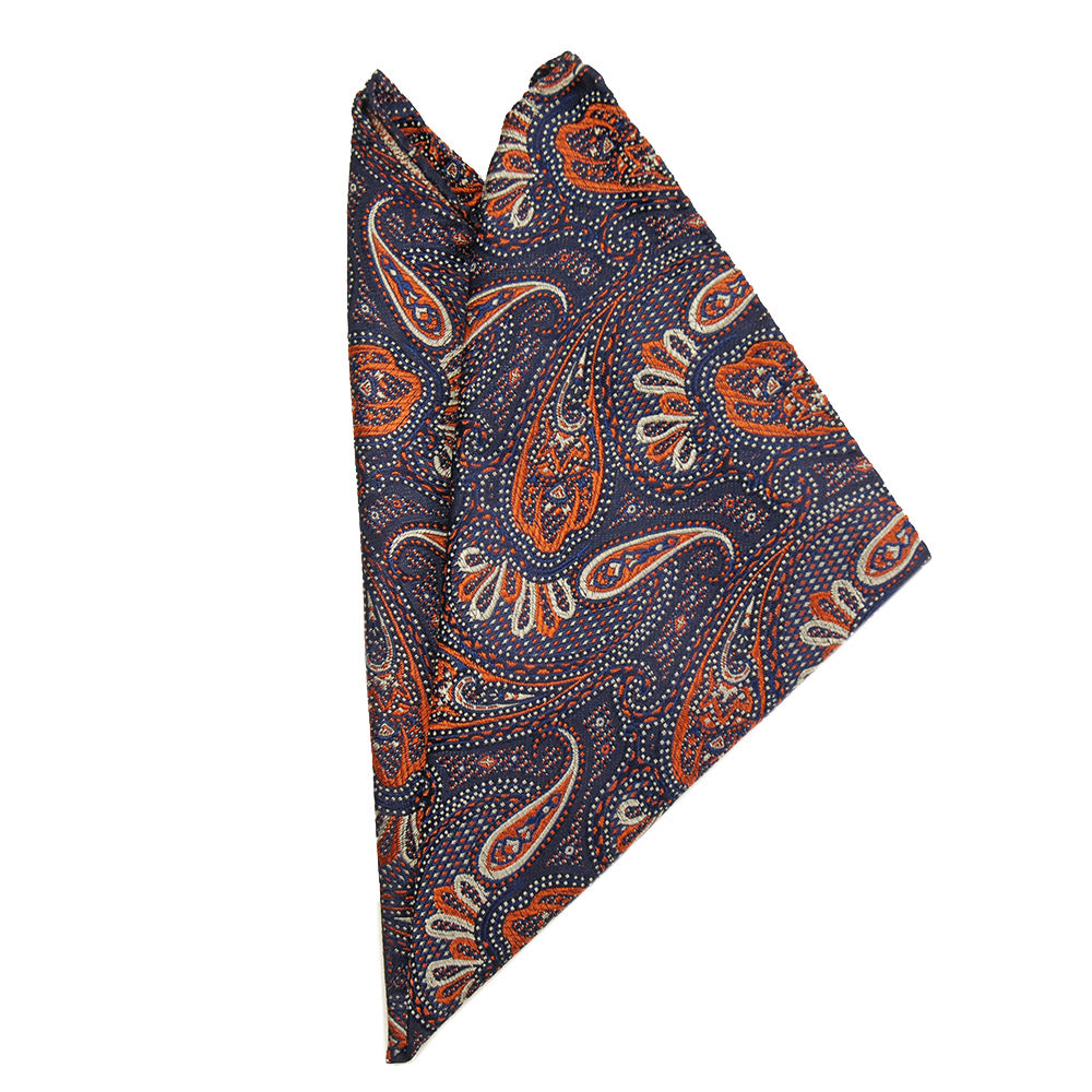 Dark blue pocket square with orange paisley pattern⎪ Giorgio Redaelli